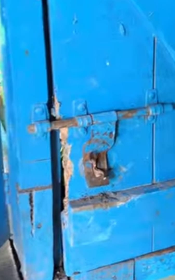 बरूणा पुल चौक पर पान दुकान का ताला तोड़कर चोरी