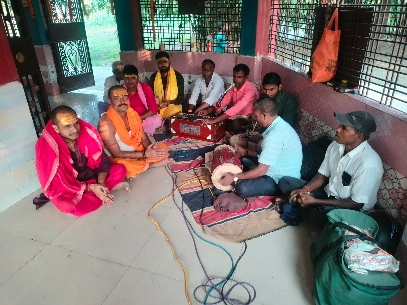 माता सती स्थान में अष्टयाम महायज्ञ शुरू, महामंत्र जाप से भक्तिमय हुआ माहौल